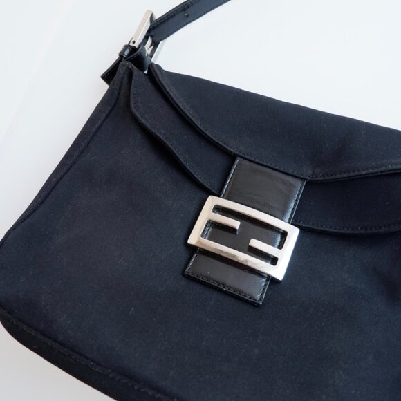 Authentic Preowned Fendi Black Nylon Baguette Shoulder Bag - Picture 3 of 13